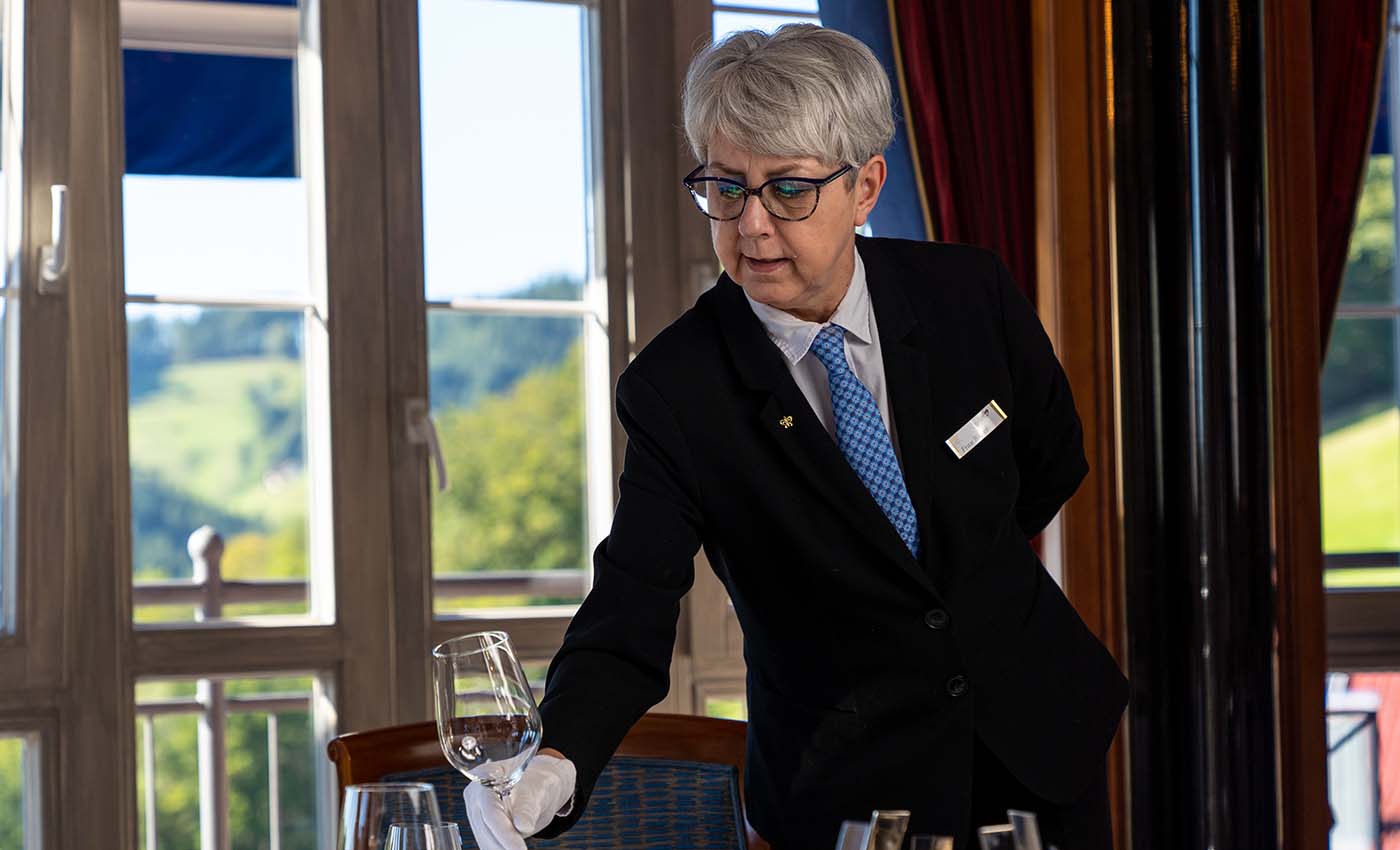Bester Service Falstaff Restaurantguide 2023 – Sabine Ritter_Le Pavillon Schwarzwald Bester Service Falstaff Restaurantguide 2023 - Sabine Ritter_Le Pavillon Schwarzwald