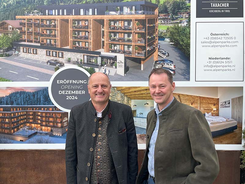 Taxacher baut Hotel Rosengarten in Kirchberg mit AlpenParks aus und neu auf