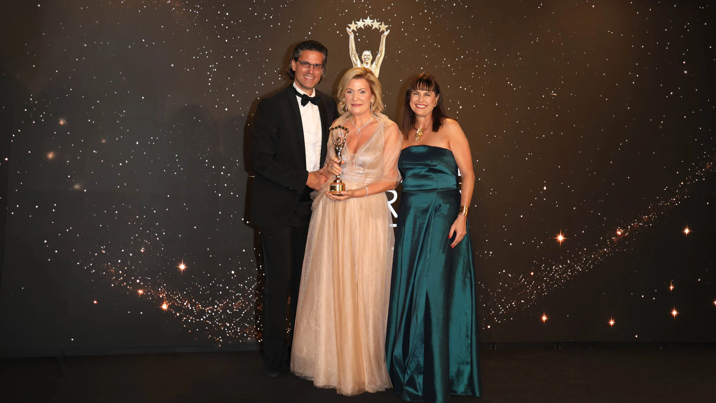 marketing deluxe world luxury awards 2026_4